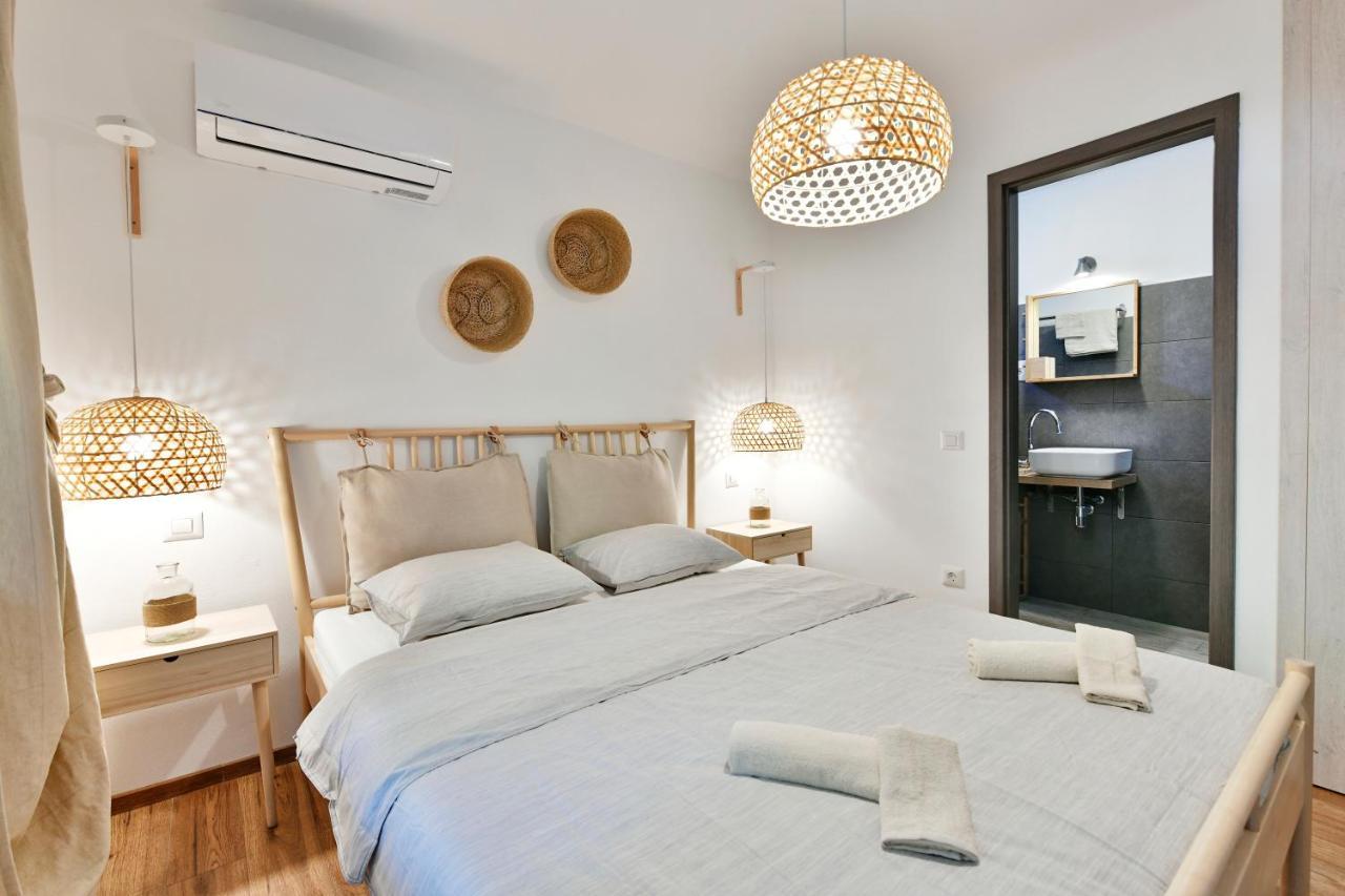 Pikarin Rooms B&B Vrsar Bagian luar foto