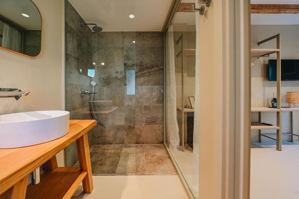 Pikarin Rooms B&B Vrsar Bagian luar foto